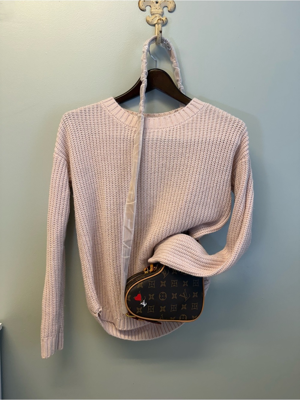 Back to School SO pale pink sweater XS